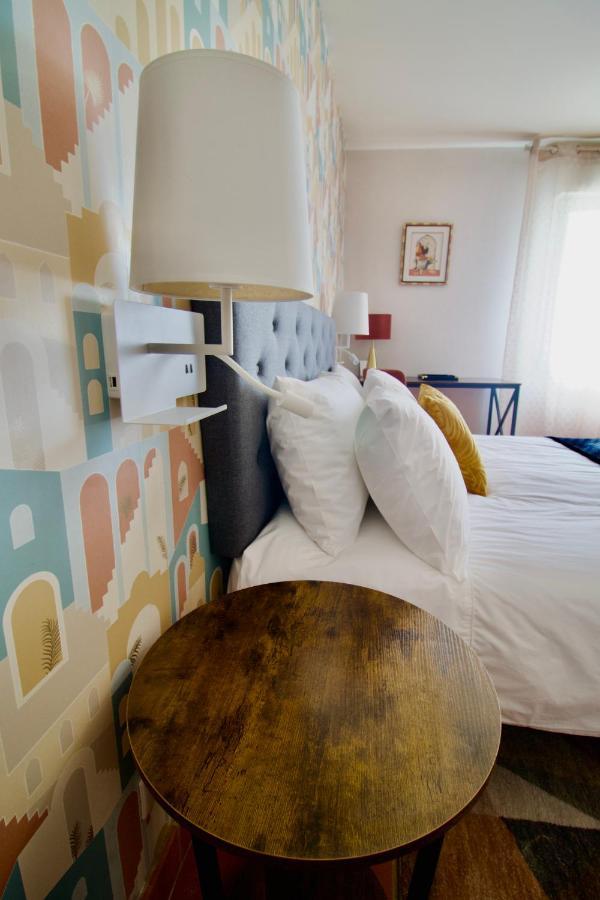 O Trois Oliviers Bed & Breakfast Louin Eksteriør bilde